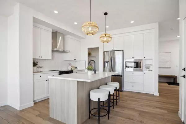 Cochrane, AB T4C 3J3,209 Southbow DR