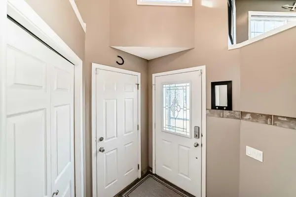 115 Sunridge CRES NW, Airdrie, AB T4B 2G5