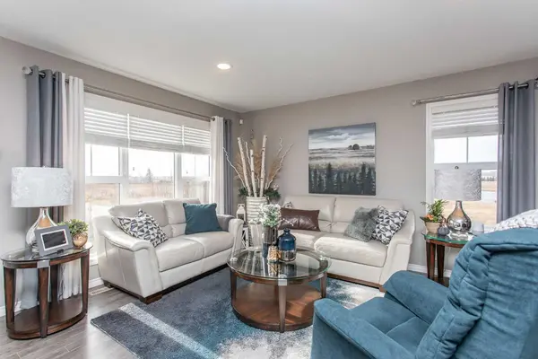 Blackfalds, AB T4M 0N2,42 Arlen Close