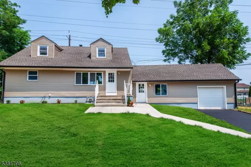 77 Huemmer Ter, Clifton City, NJ 07013