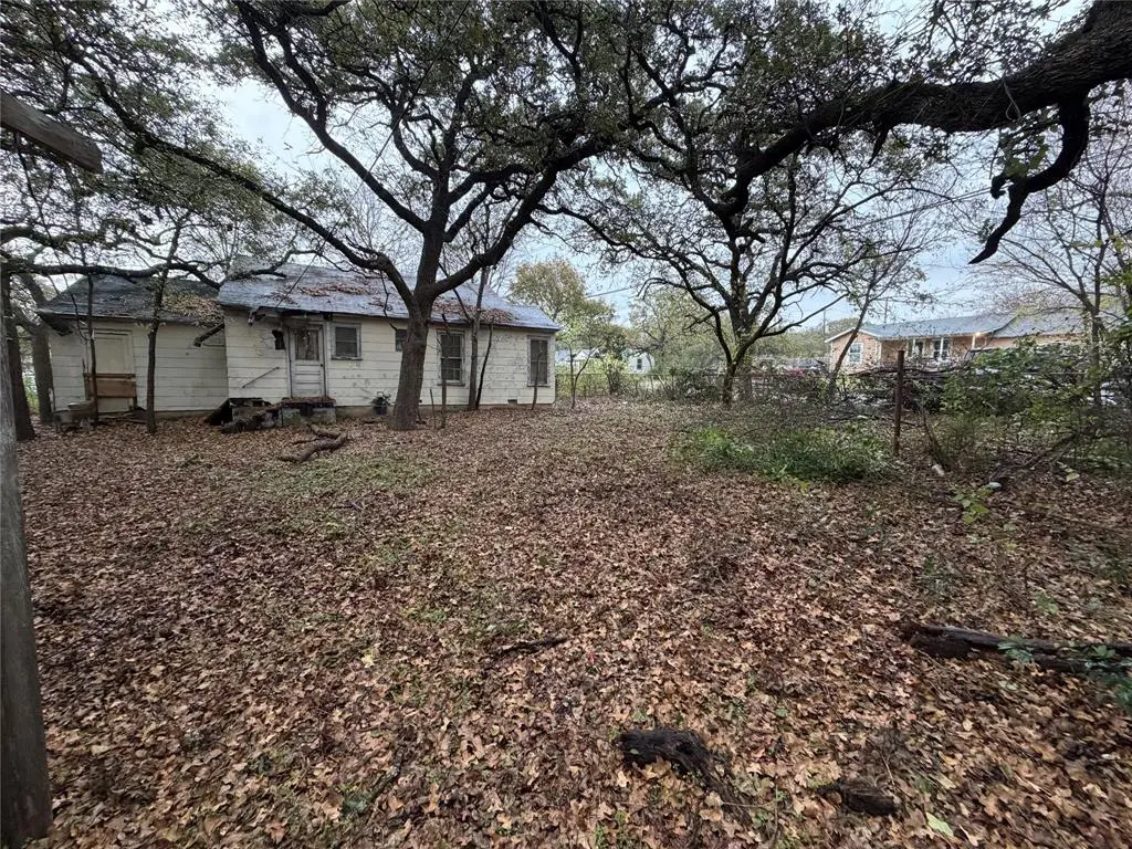 Fort Worth, TX 76112,5536 Greenlee Street