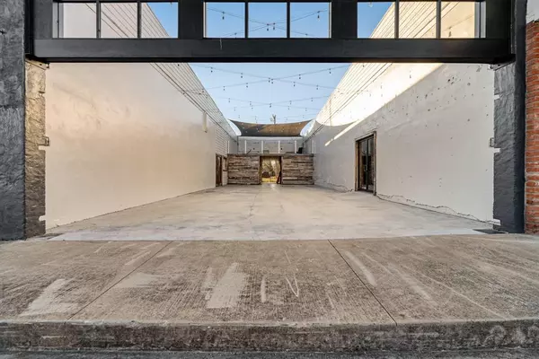 Bogata, TX 75417,125 N Main Street