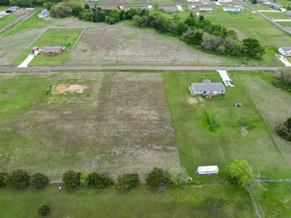 Bonham, TX 75418,310 Duvall Street