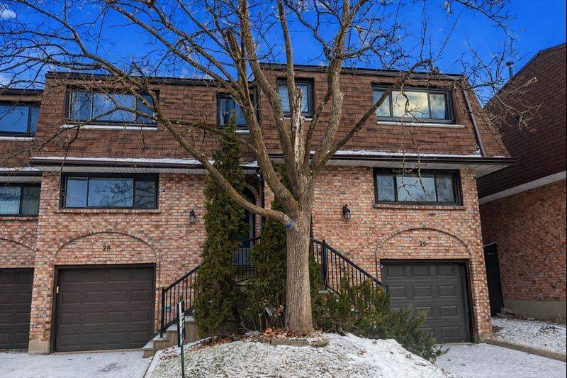 2 Bertona ST #28, South Of Baseline To Knoxdale, ON K2G 0W2