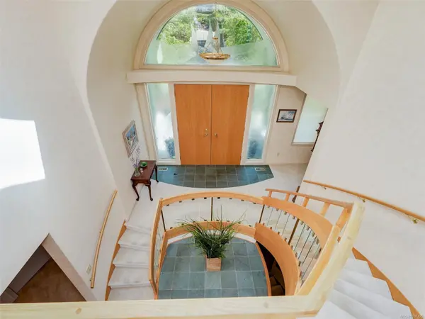 North Saanich, BC V9L 5K3,1360 Cloake Hill Rd