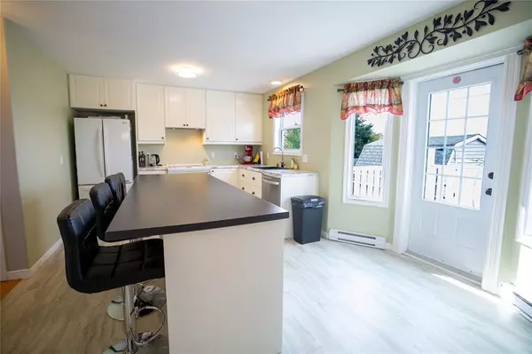 Conception Bay South, NL A1W 5K3,15 Cozumel Place