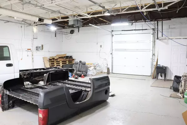 Toronto E04, ON M1R 2B4,37 Minford AVE #1