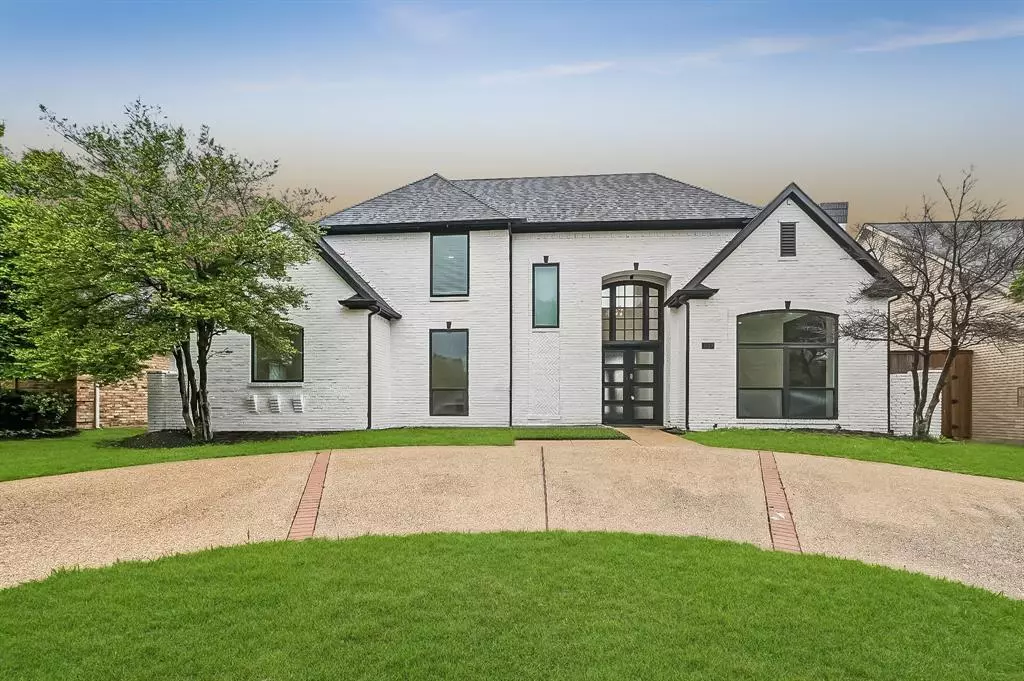 Dallas, TX 75287,4219 Hollow Oak Drive