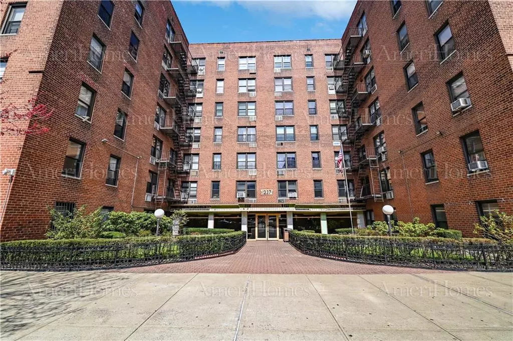 Brooklyn, NY 11235,1237 Avenue Z #4D