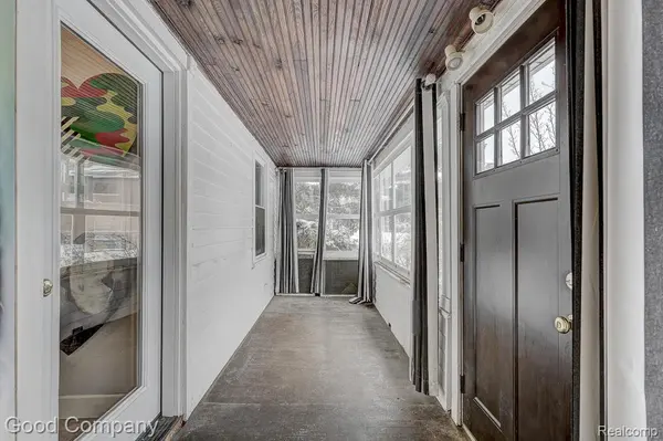 Ferndale, MI 48220,207 W Hazelhurst ST