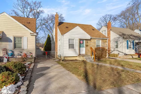 Dearborn, MI 48124,24820 New York ST