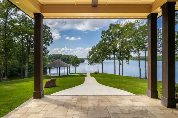 Gilmer, TX 75644,2142 FAWN CROSSING