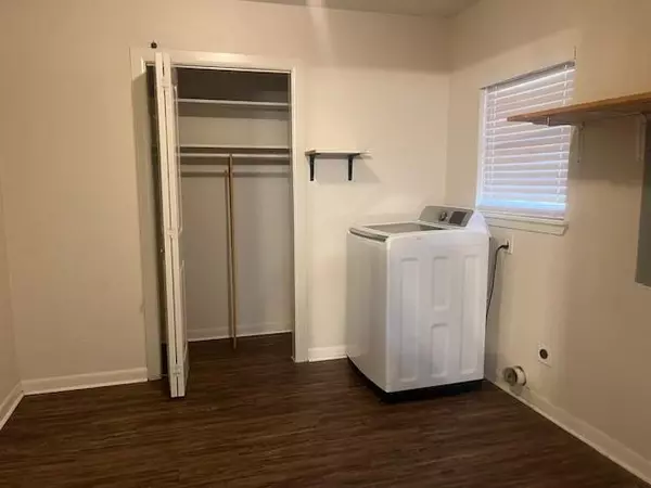 Fort Worth, TX 76103,1613 Martel Avenue