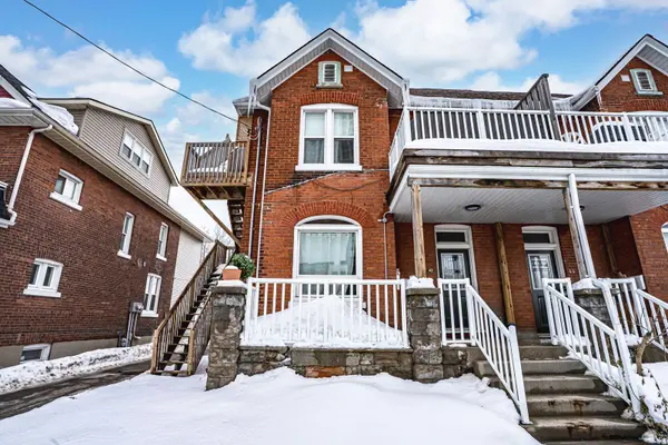 42 Toronto ST #4, Barrie, ON L4N 1T9