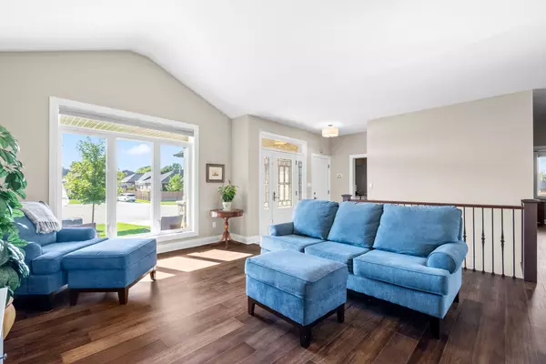 Wellington North, ON N0G 2L4,127 DOUG'S CRES