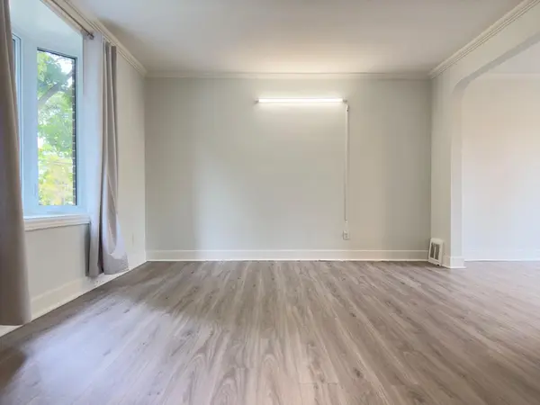 Niagara Falls, ON L2G 4L4,5672 Drummond RD