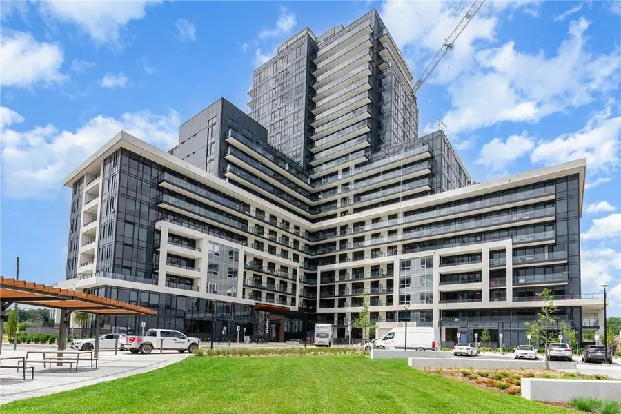 3220 William Coltson AVE #1702, Oakville, ON L6H 7X9