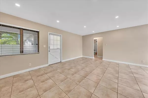 Hollywood, FL 33020,707 S 19th Ave #9