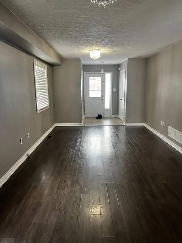 Essa, ON L0M 1B4,9 Admiral CRES