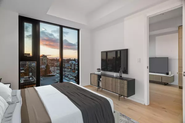 Toronto W07, ON M6Z 1N4,801 The Queensway N/A #520