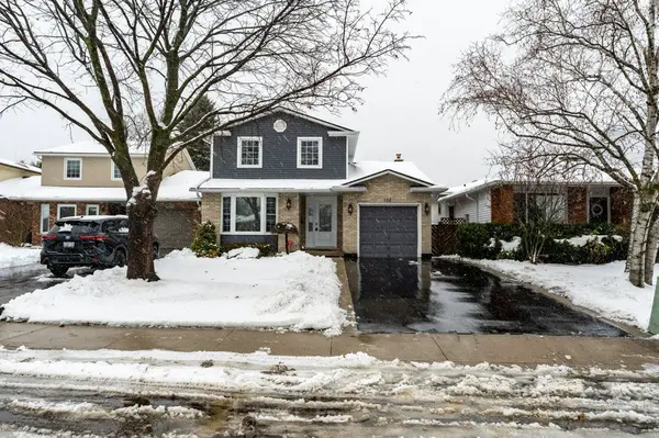 Hamilton, ON L9C 7A2,188 Napoli CT