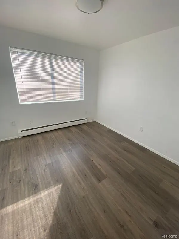 10612 GRAND RIVER RD, Brighton Twp, MI 48116