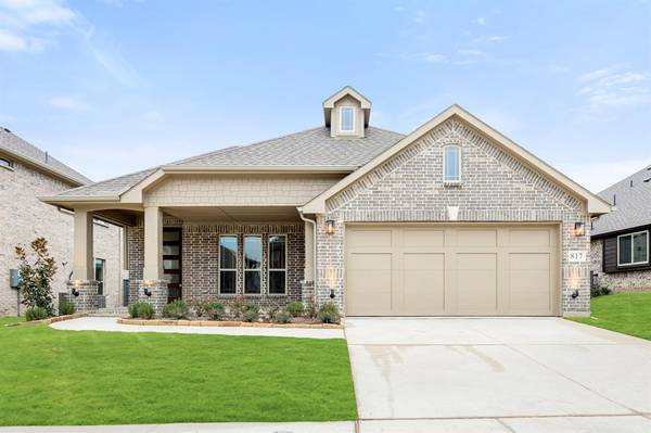 817 Twisted Leaf Lane, Little Elm, TX 76227