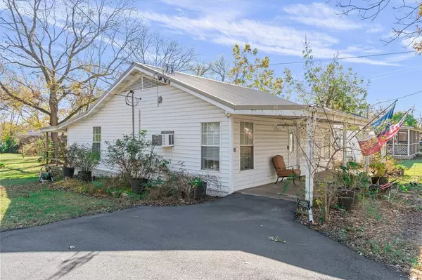 Canton, TX 75103,1200/1190 Big Rock Street