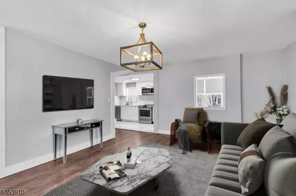 Glen Gardner Boro, NJ 08826,40 Main St