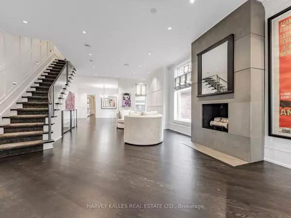 Toronto C02, ON M5R 2E2,80 Hazelton AVE