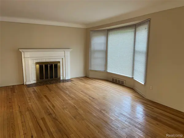 Grosse Pointe, MI 48236,1923 Norwood DR