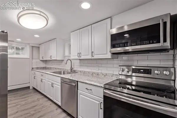 Colorado Springs, CO 80909,105 Bonfoy AVE