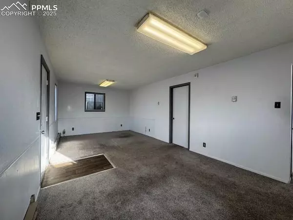 Colorado Springs, CO 80909,2611 E Willamette AVE