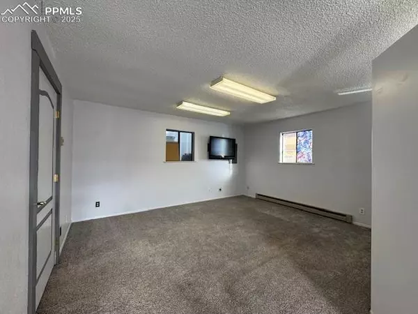 Colorado Springs, CO 80909,2611 E Willamette AVE