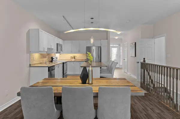 Orillia, ON L3V 0C9,8 CANTERBURY CIR