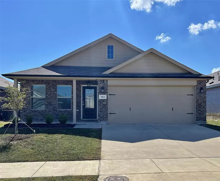 1103 Wildflower Street, Ennis, TX 75119