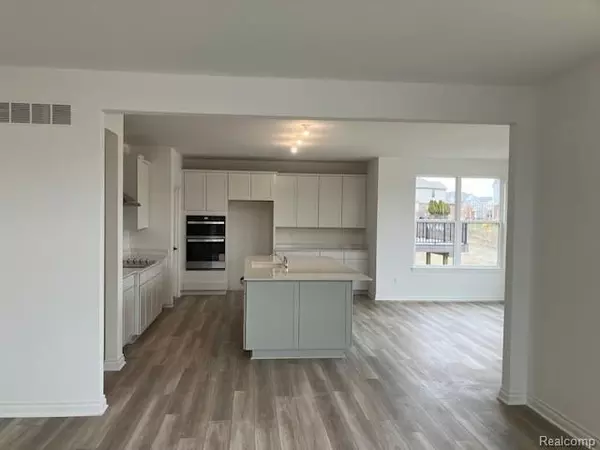 Ypsilanti, MI 48198,1896 Maggie LN