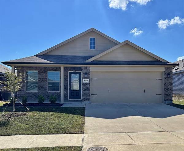 1103 Wildflower Street, Ennis, TX 75119