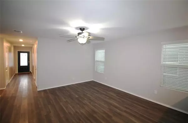 Ennis, TX 75119,1103 Wildflower Street