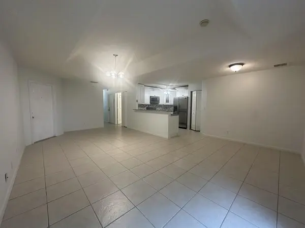 West Palm Beach, FL 33411,3427 Commodore Ct