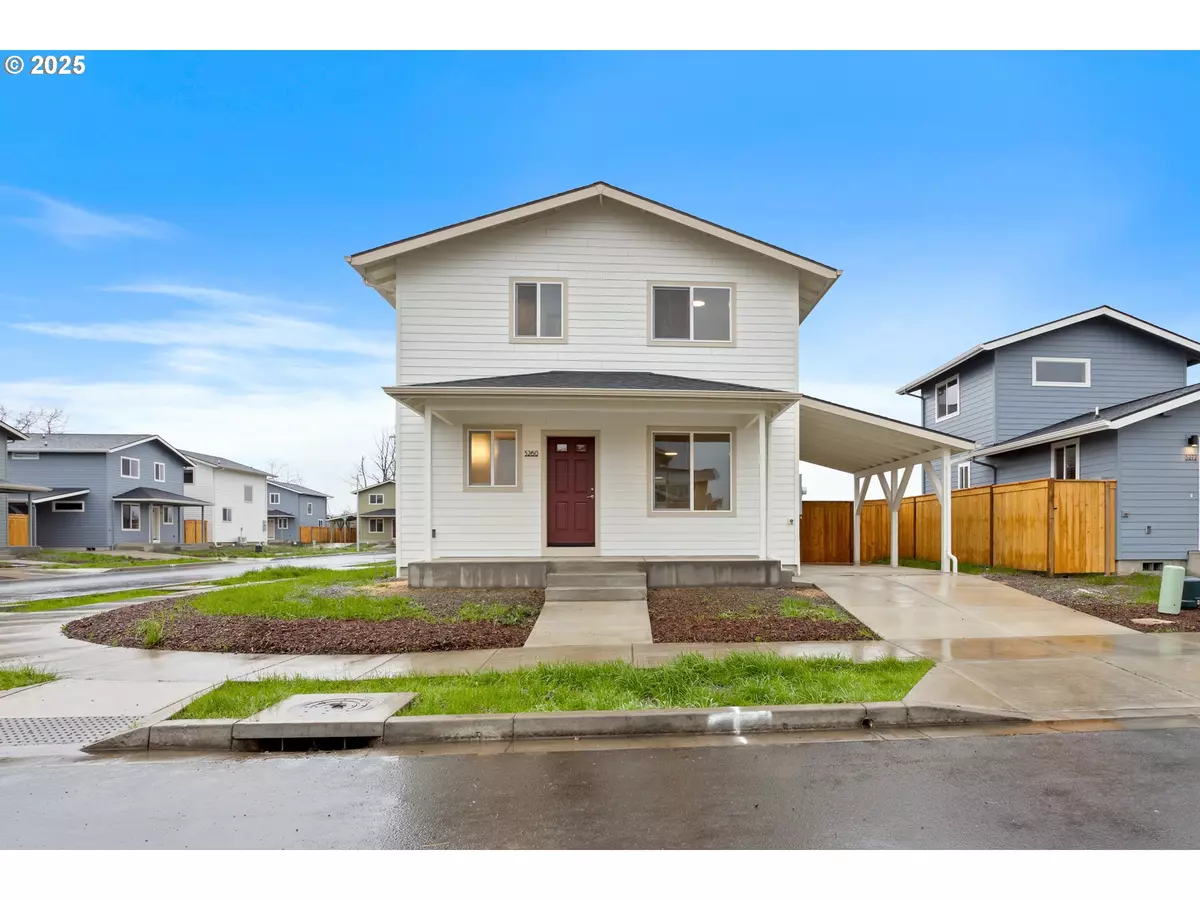 Eugene, OR 97402,648 OAKWOOD DR