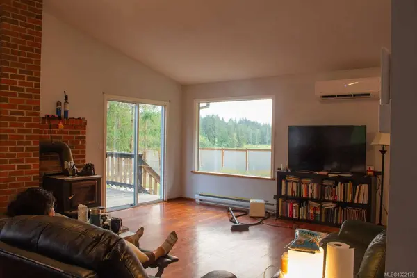 Hilliers, BC V9K 1W5,981 Pratt Rd