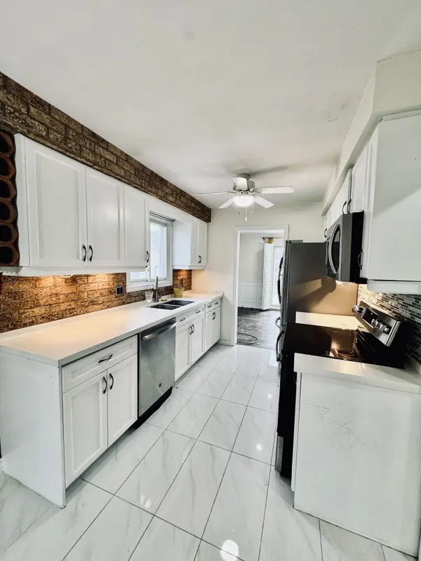 Burlington, ON L7P 3P8,1062 Havendale BLVD