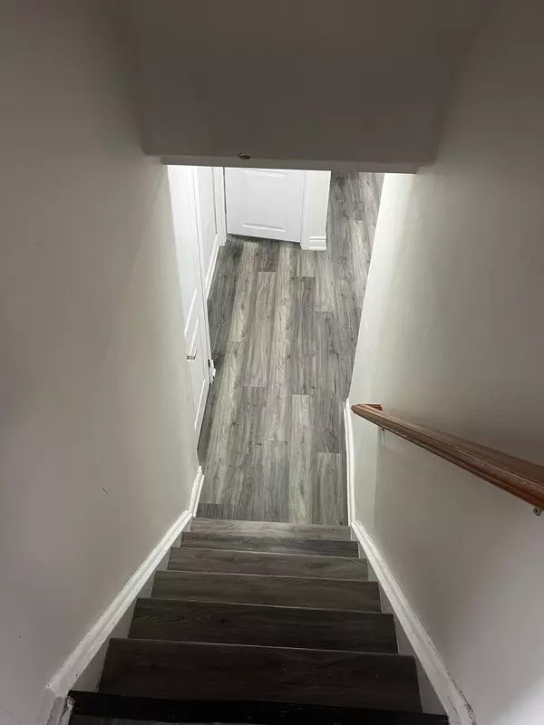 Toronto W05, ON M9L 2C2,163 Gracedale BLVD