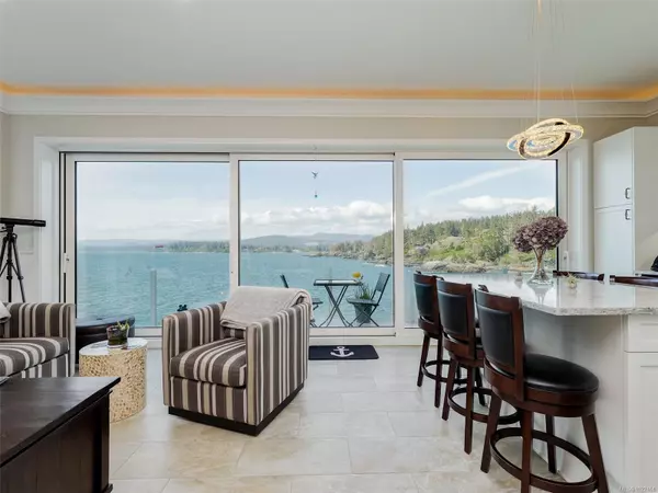 Sooke, BC V9Z 1N8,1000 SookePoint Pl #8B