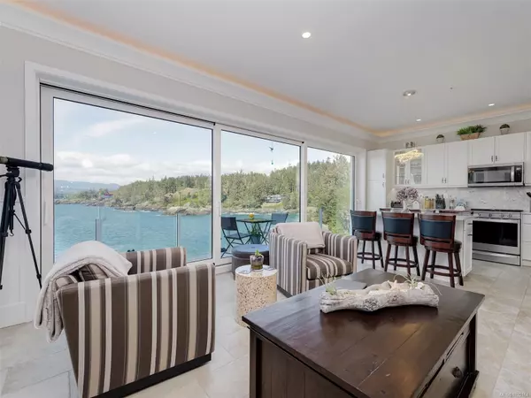 Sooke, BC V9Z 1N8,1000 SookePoint Pl #8B