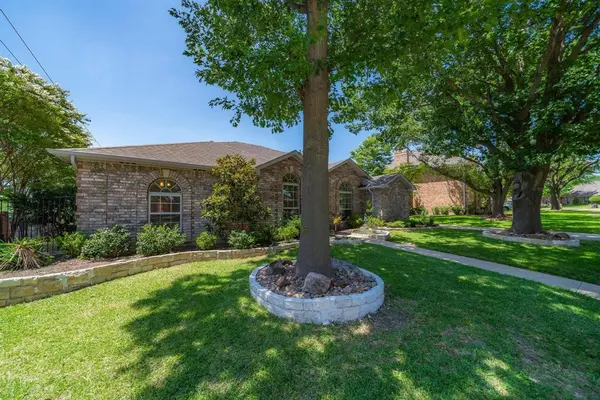 Rowlett, TX 75088,8518 Bridgewater Drive