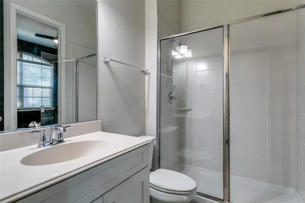 Irving, TX 75039,515 W Royal Lane