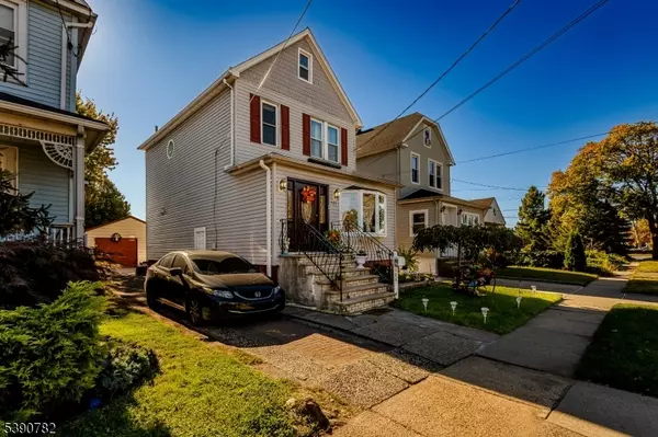 Linden City, NJ 07036,321 W 15th St #1