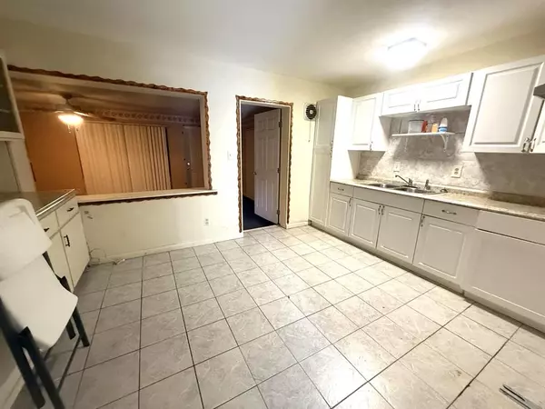 Fort Pierce, FL 34950,314 N 21st St